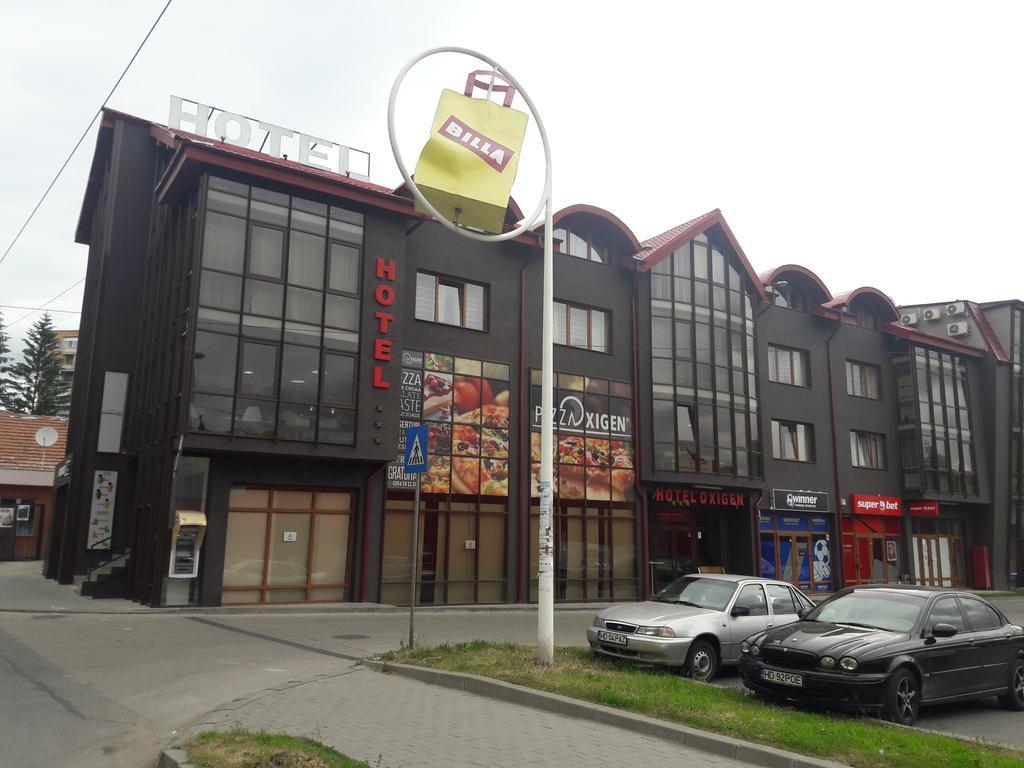 Hotel Oxigen Petrosani Petroşani Exterior foto